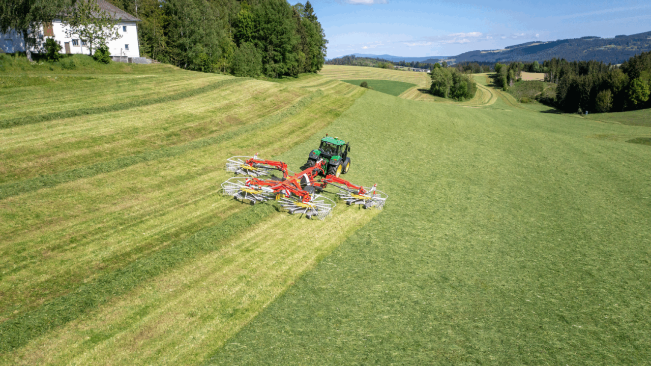 Pöttinger Vierkreiselschwader TOP VT 12540 C. Jetzt neu mit Profiline ... How to Position Software as a Must-Have Product